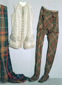 trews appartenant à Charles Stuart (photo copyright West Highland Museum)
